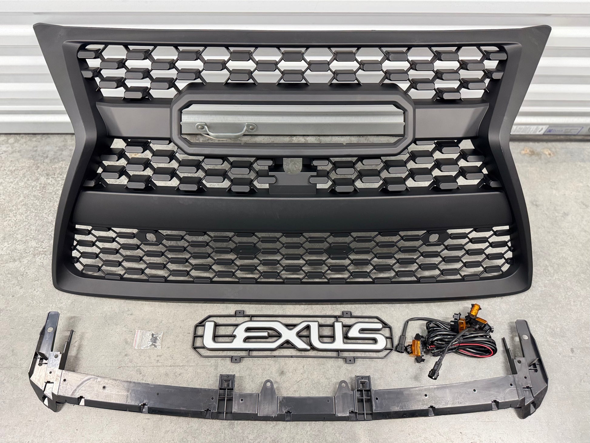 GX 460 - TRD Style Grille