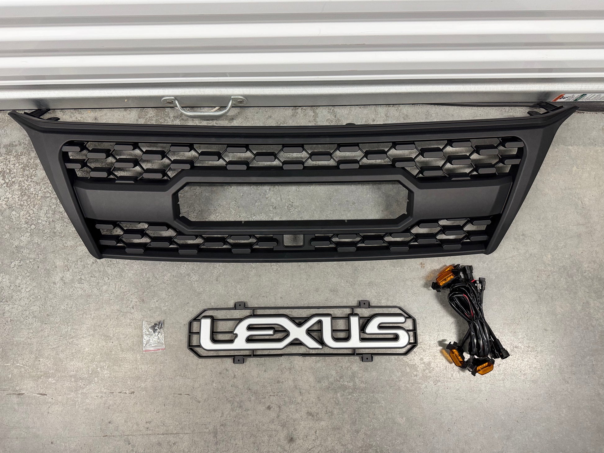 GX 460 - TRD Style Grille