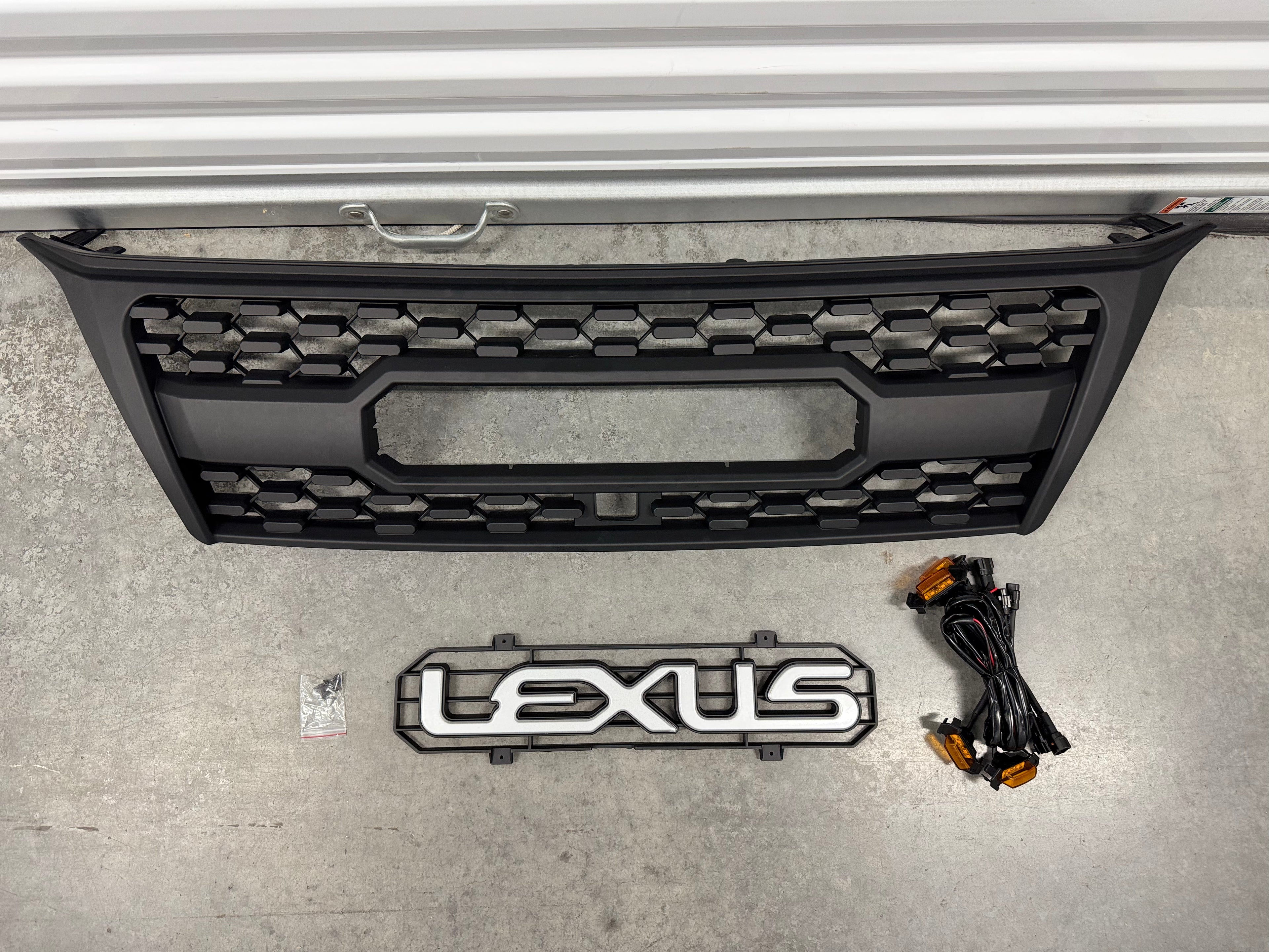GX 460 - TRD Style Grille