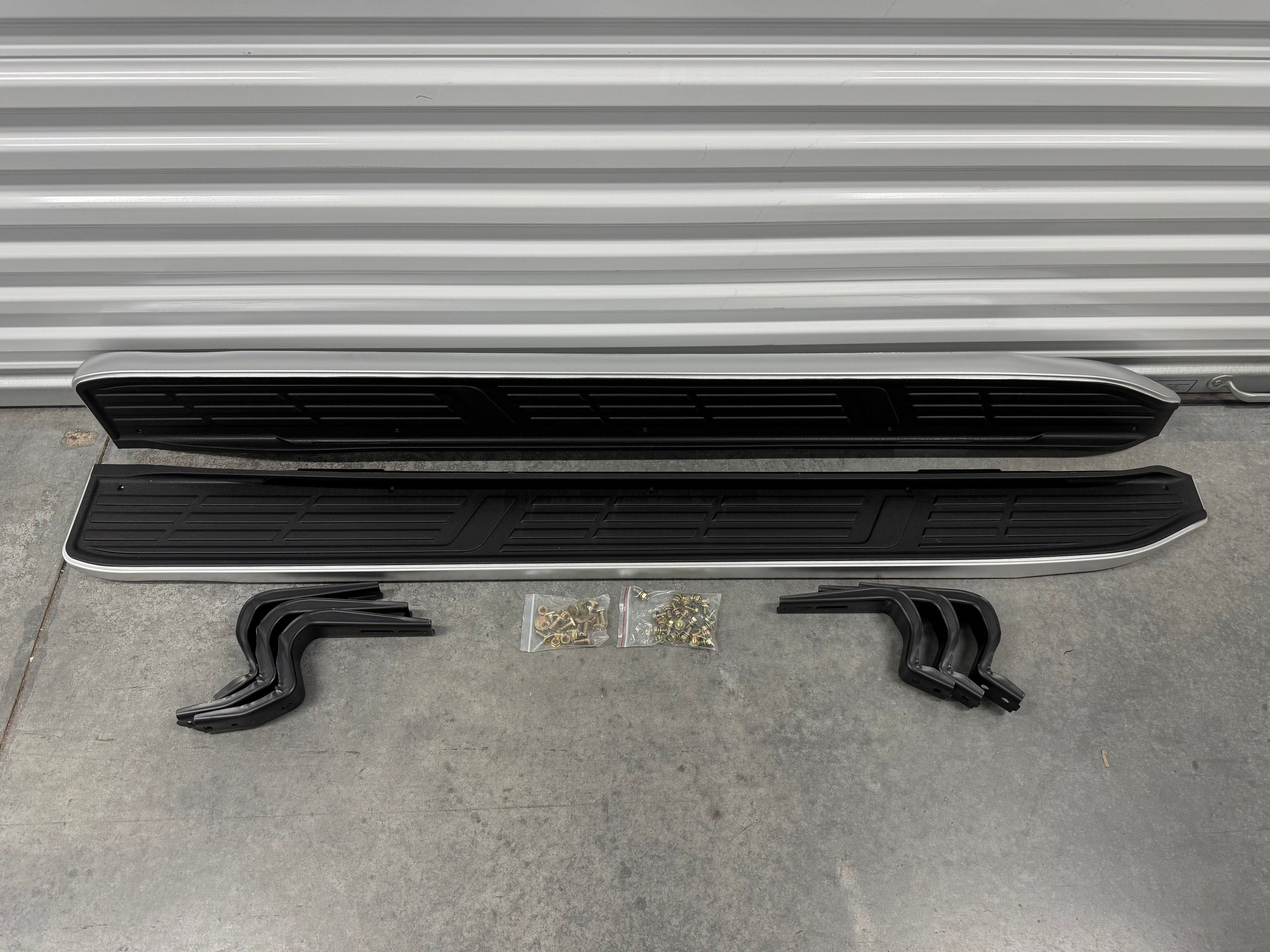 PRADO 150 Side Steps