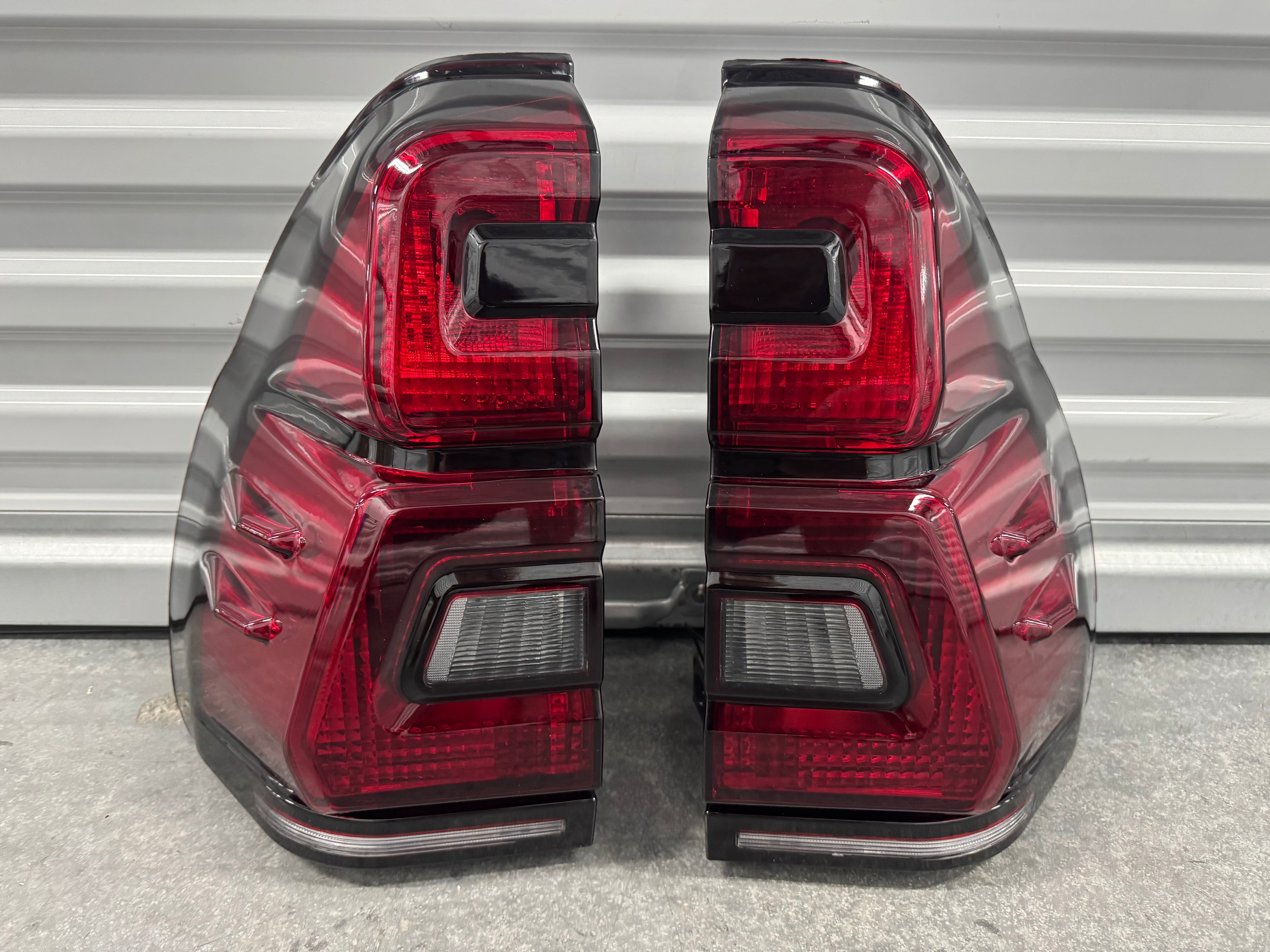 PRADO 120 2018+ Style Tail Lights