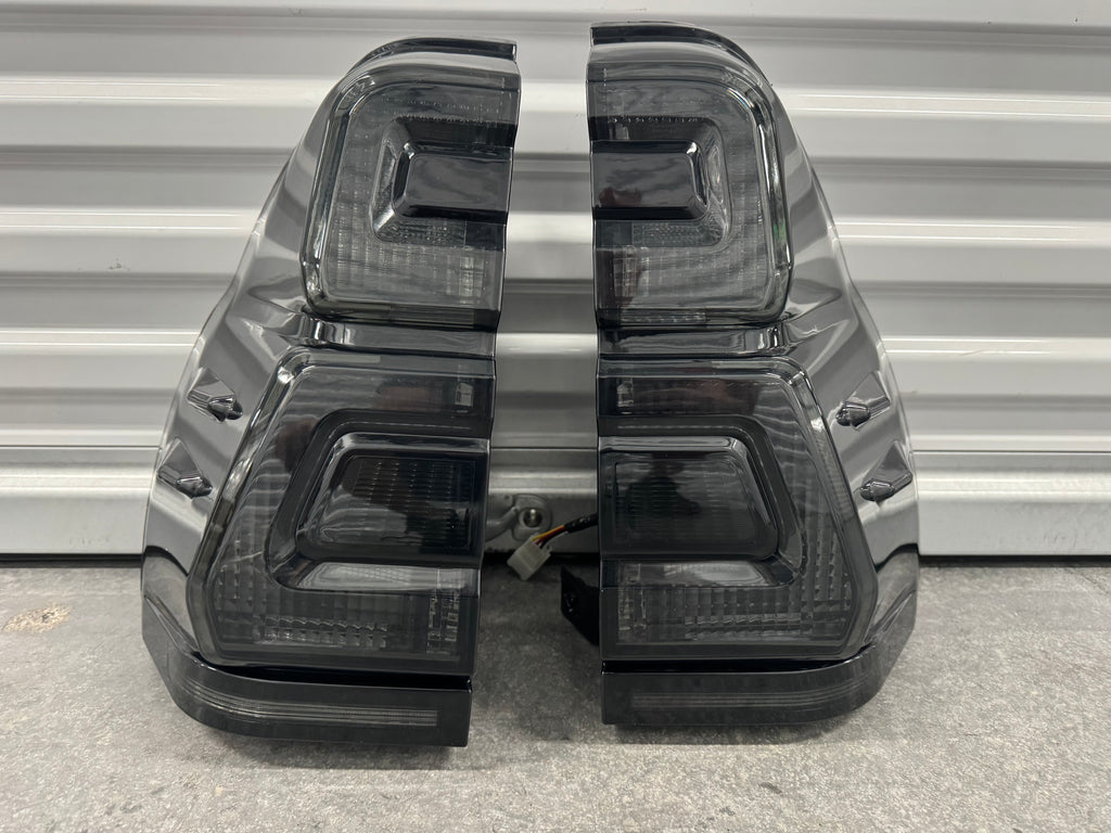 PRADO 120 2018+ Style Smoke colored Tail Lights