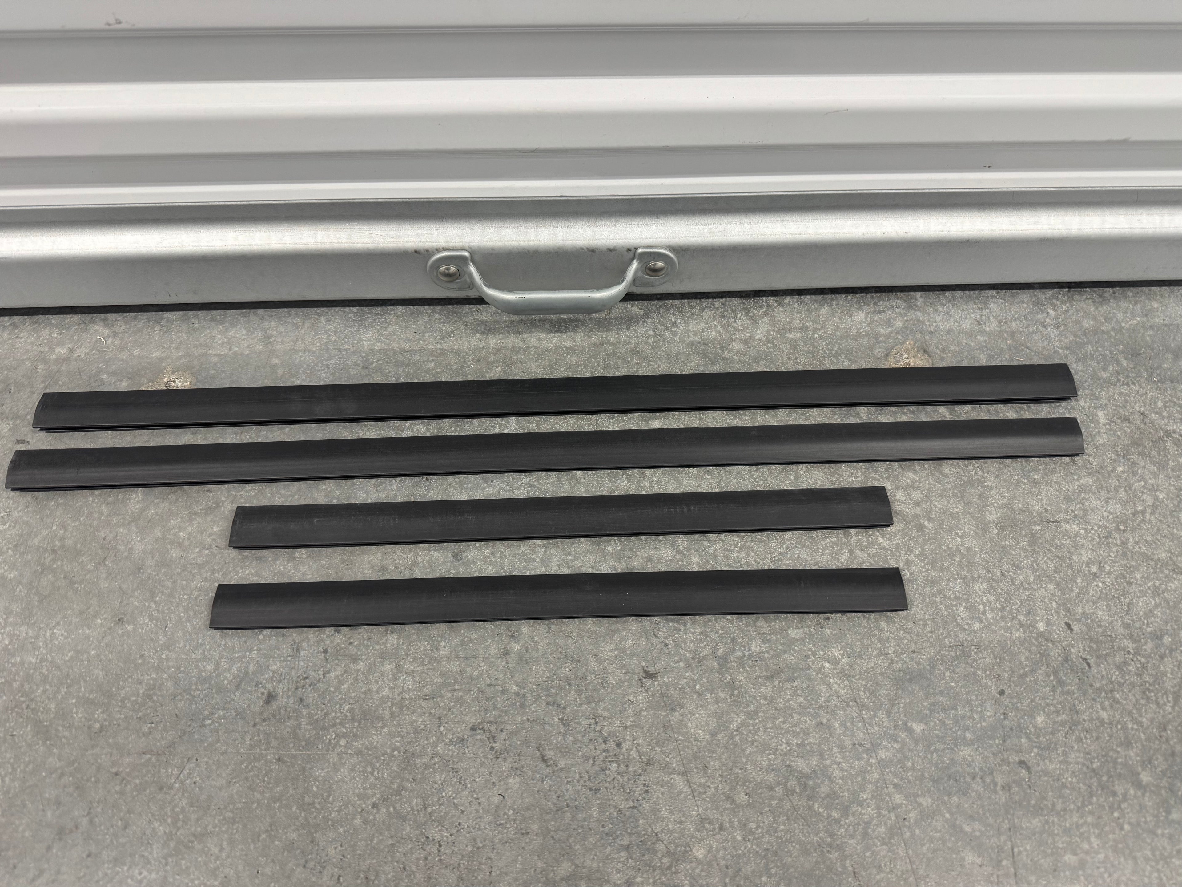 PRADO 150/GX460 Black Line Roof Rack