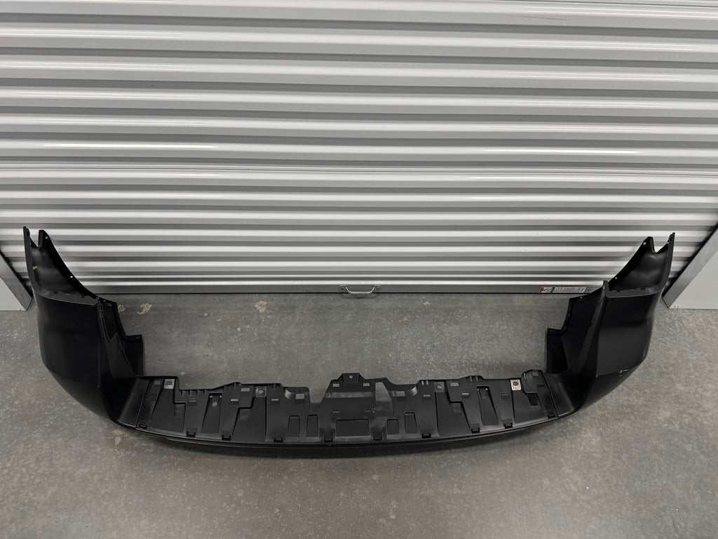 Prado 150 Rear Bumper (Inside) - Rear Bumper + Taillight Kit