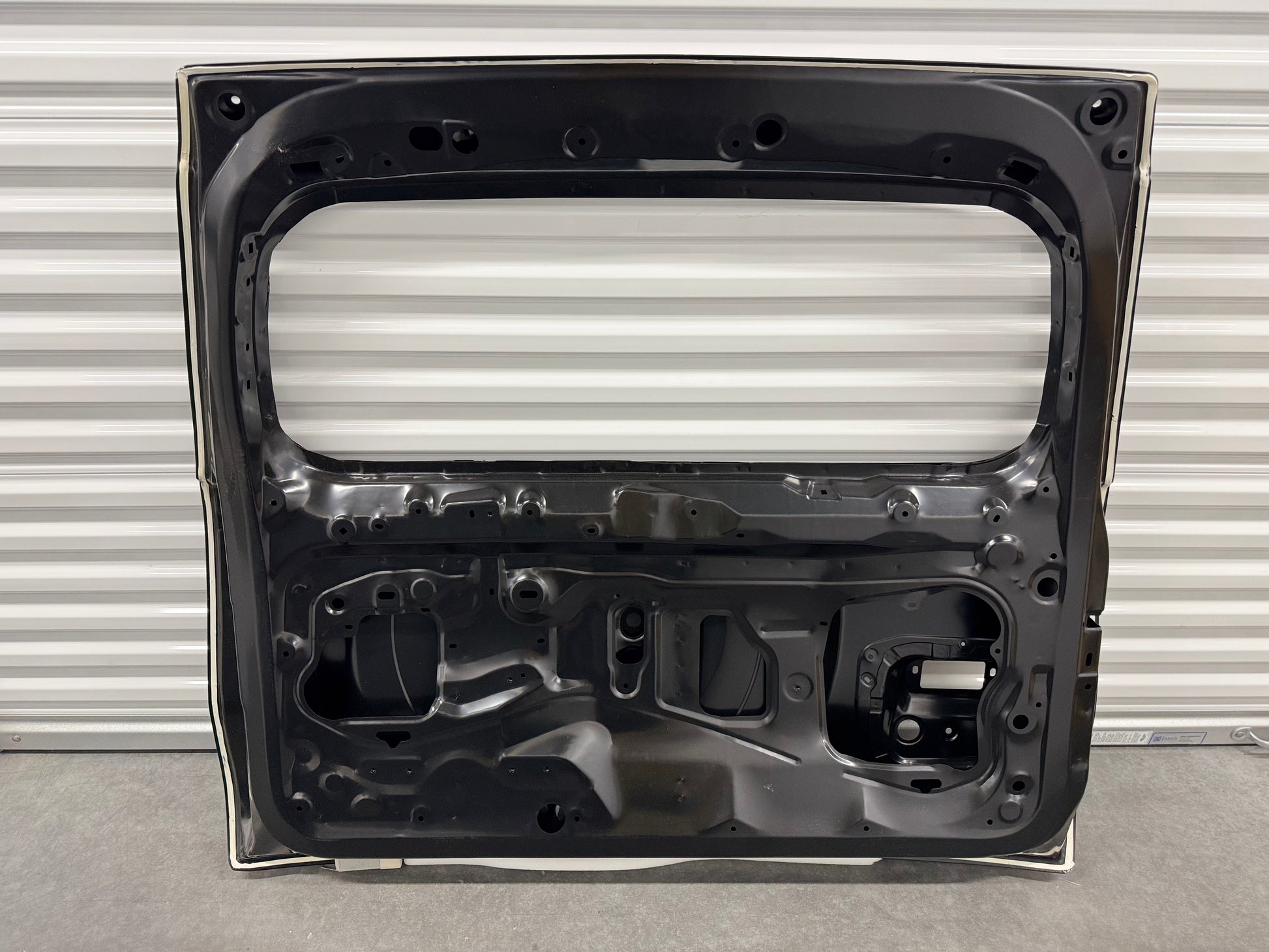 Prado 150 Rear Tire Door Inside - Rear Door Kit