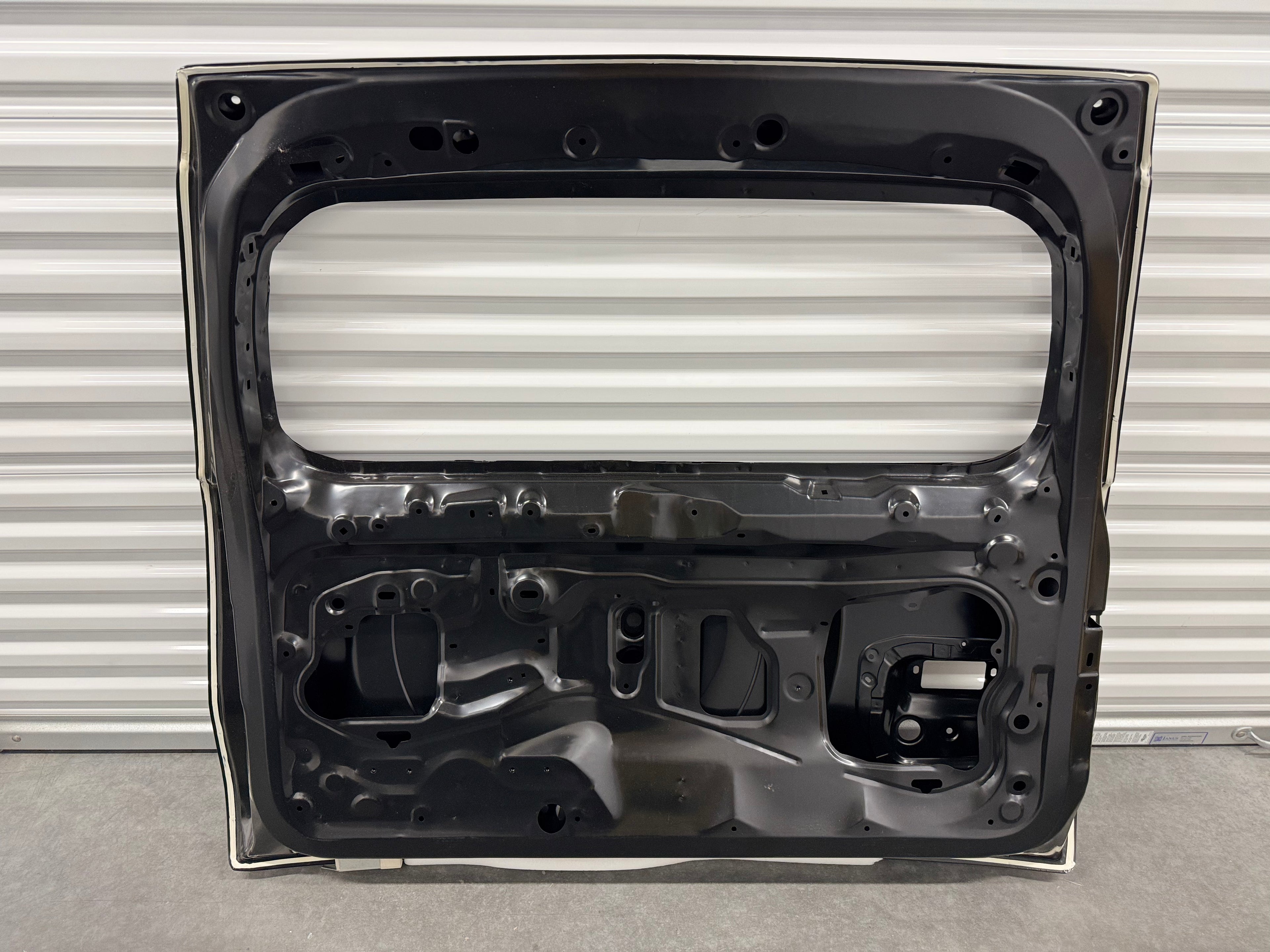 Prado 150 Rear Tire Door Inside - Rear Door Kit