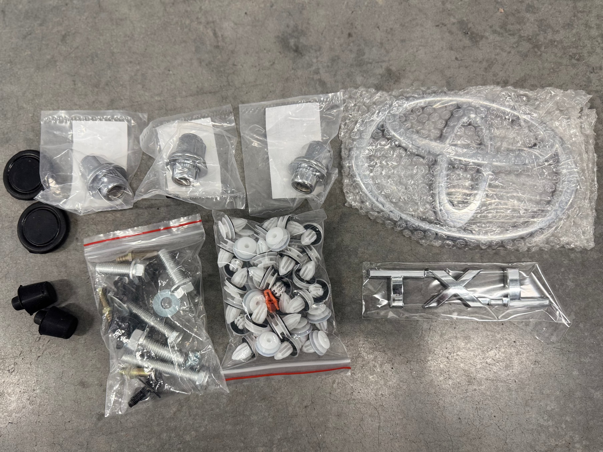 Prado 150 Rear Door Hardware - Rear Door Kit