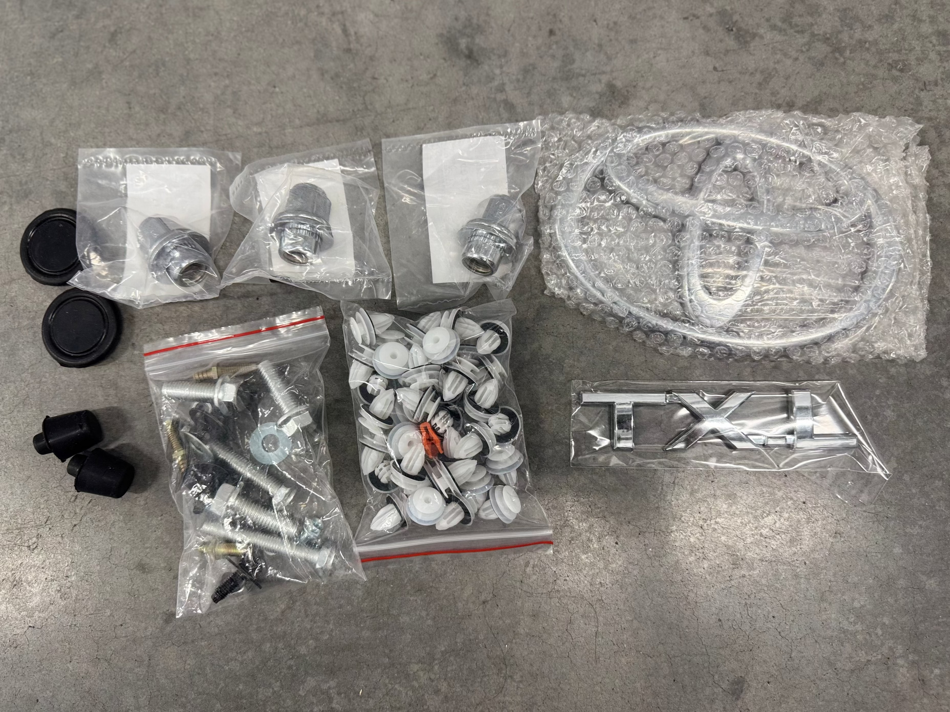 Prado 150 Rear Door Hardware - Rear Bumper + Taillight Kit