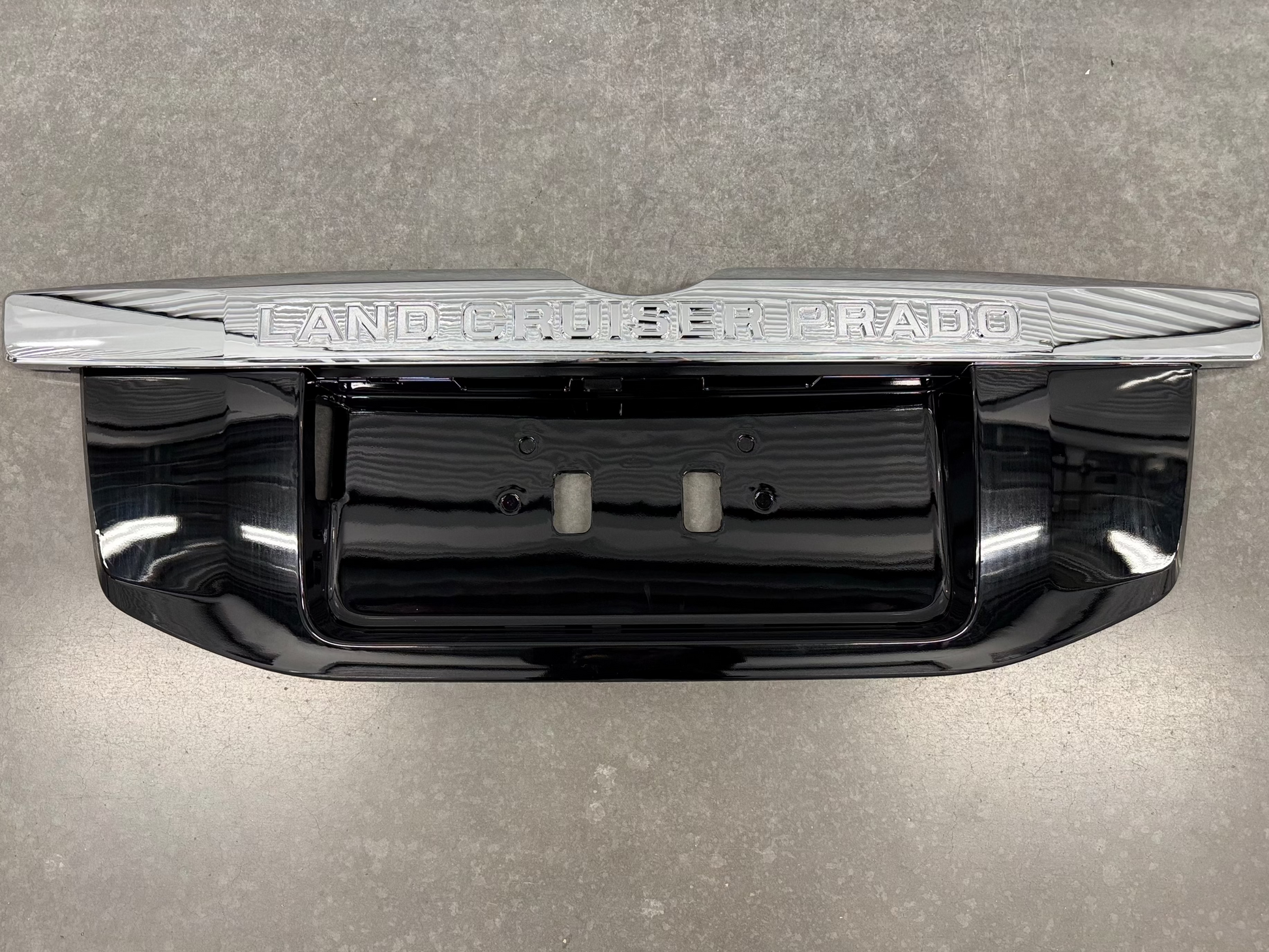 Prado 150 Rear Door Garnish (1st_Gen, Black)